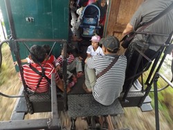 Pengalaman Naik Kereta Api Antik di Ambarawa