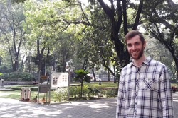 Kisah Traveler Ruppert: Keliling Dunia, Jadi Mualaf & Berpuasa di Indonesia