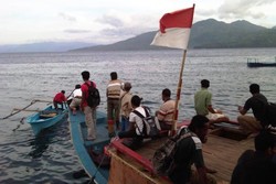 Menikmati Perjalanan Kapal dari Ternate ke Halmahera