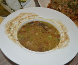 Liburan di Makassar, Wajib Coba Coto Makassar