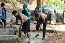 Mitos Sumur Enteng Jodoh dari Pulau Karampuang di Sulbar