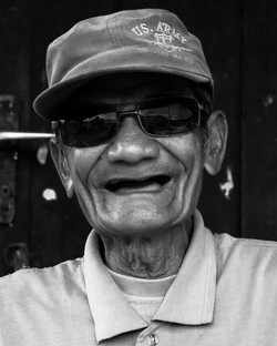 senyum sumringah sang kakek