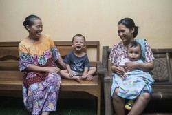 Berkumpul dengan Keluargaa