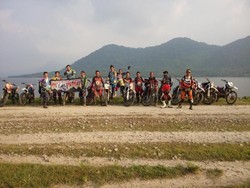 Naik Motor Trail Menjelajahi Karawang, Seru!