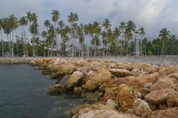 Menengok Pantai WTC yang Populer di Raja Ampat