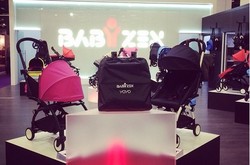 Traveling Bareng Bayi Kian Mudah Dengan Stroller Ini