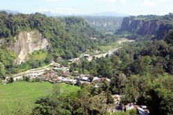 Akhir Pekan di Sumbar, Pastikan ke 10 Destinasi Ini