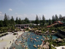 Menjajal Wahana Water Park di Yogyakarta, Seru Banget!