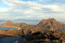 Indahnya Pulau Padar dan Gili Lawa Darat yang Tiada Dua
