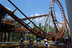 Asyiknya Seru-seruan Sambil Uji Adrenalin di Dufan