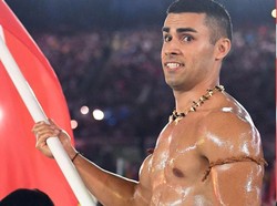 Karena Pria Seksi Ini, Banyak Turis Rencana Liburan ke Tonga