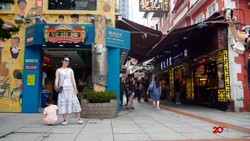 Asyiknya Belanja di Taipa Village, Macau