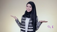 Tutorial: Black Satin Hijab