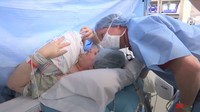 Didiagnosa Tumor Tulang Belakang, Bayi Ini Lahir Dua Kali