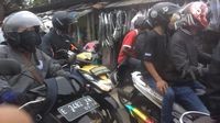 Menyusui di Tengah Kemacetan Arus Mudik