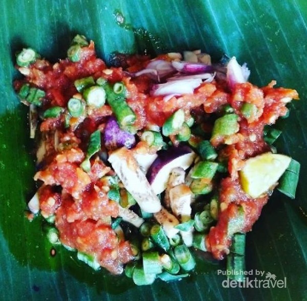 Sebenernya hidangan masakan satu ini sering kali jadi hidangan pendamping ketika di rumah Ke Lombok, Jangan Lupa Wisata Kuliner Nikmat Ini
