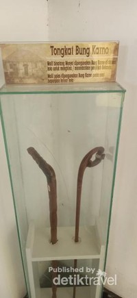 Peninggalan Bung Karno yang masih dirawat dengan baik, salah satunya adalah tongkat milik Bung Karno