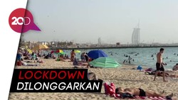 Warga Dubai Padati Pantai Tanpa Bermasker