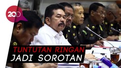 Jaksa Agung Bakal Evaluasi Tuntutan Ringan Penyerang Novel Baswedan!