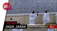 Jemaah Haji Lempar Jumrah dengan Batu Khusus