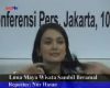 Luna Maya Wisata Sambil Beramal