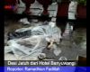 Desi Jatuh dari Hotel Banyuwangi