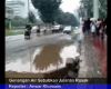 Genangan Air Sebabkan Jalanan Rusak