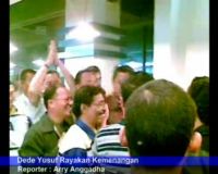 Dede Yusuf Rayakan Kemenangan