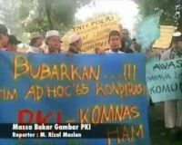 Massa Bakar Gambar PKI
