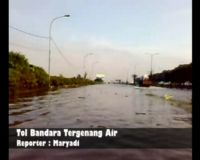 Tol Bandara Tergenang Air