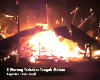 8 Warung Terbakar Tengah Malam
