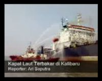 Kapal Kargo Antarbenua Terbakar