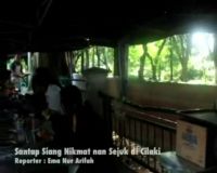 Santap Siang Nikmat nan Sejuk di Cilaki