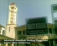 Sekretariat Ahmadiyah Bandung Dijaga Polisi