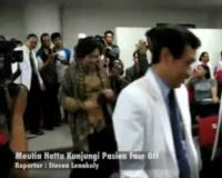Meutia Hatta Kunjungi Pasien Face Off