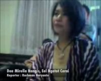 Dea Mirella Nangis, Eel Ngotot Cerai