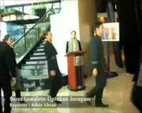 Oscar Lawalata Ciptakan Seragam 