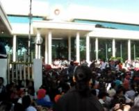 Buruh Pabrik HM Sampoerna Demo