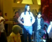 Pilih Jeans Sesuai Bentuk Tubuh!