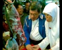 Gubernur Jabar Kunjungi Pasar Cihaurgeulis