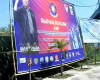 Baliho Balon Walikota Penuhi Bandung