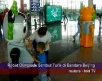 Robot Olimpiade Sambut Turis di Bandara Beijing