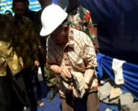 Amien Rais Resmikan Pembangunan Masjid