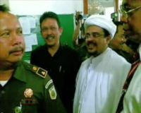 Munarman dan Habib Rizieq Dzikir di Kejati