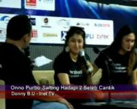 Onno Purbo Salting Hadapi 2 Seleb Cantik