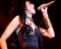 Mulan Jameela Tampil Hiperaktif 