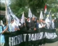 Sambut Ramadan, Massa HTI Karnaval