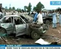 Ledakan Bom Mobil di Pakistan