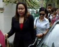 Andhara Early Selingkuh dengan Drummer The Changcuters?