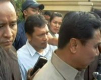 DPR Sambangi Rumah Calon Kapolri